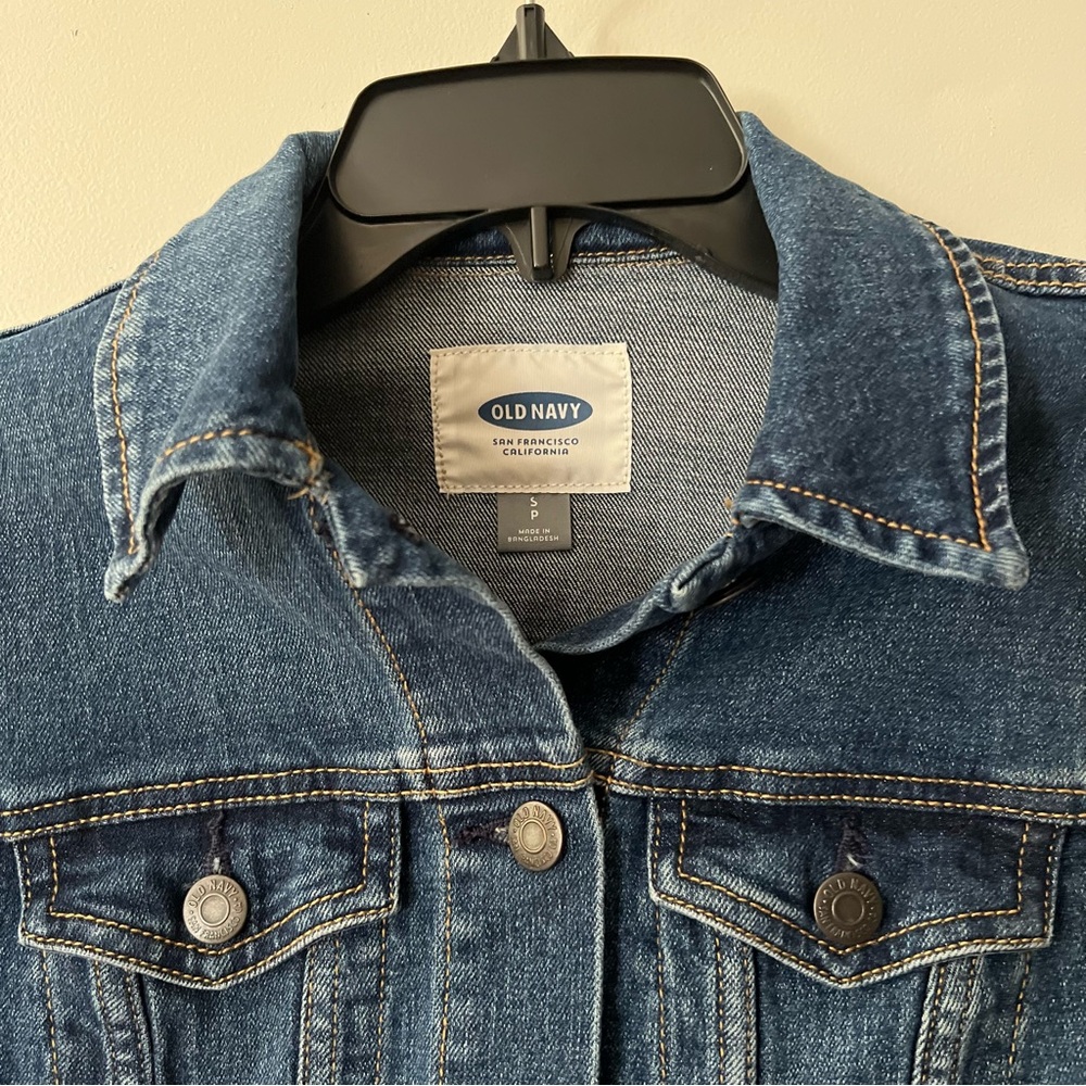 Womens Old Navy Blue Jean Jacket - Picture 4 of 5